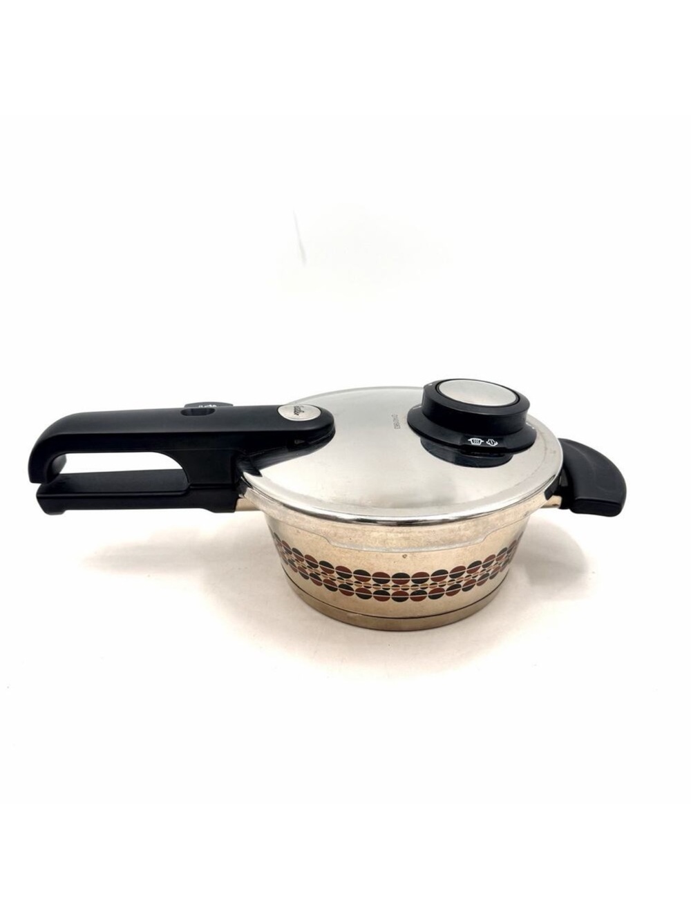 Fissler Vitavit 2.5 L Pressure Cooker W/ CookStar Base 2.6 Qt Stainless Germany